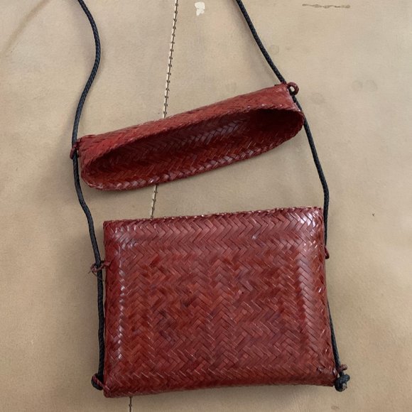 African man made small shoulder bag - Picture 2 of 3